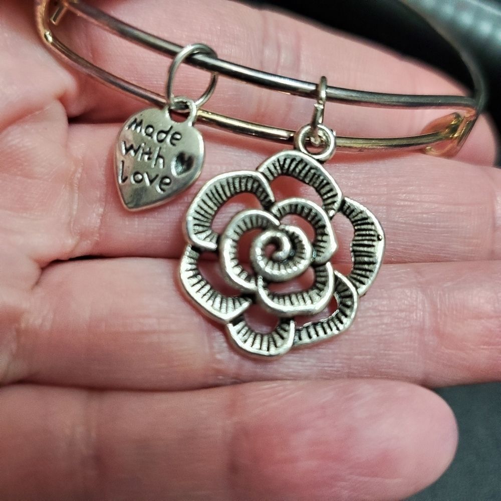 Silver tone rose charm bangle bracelet 8"